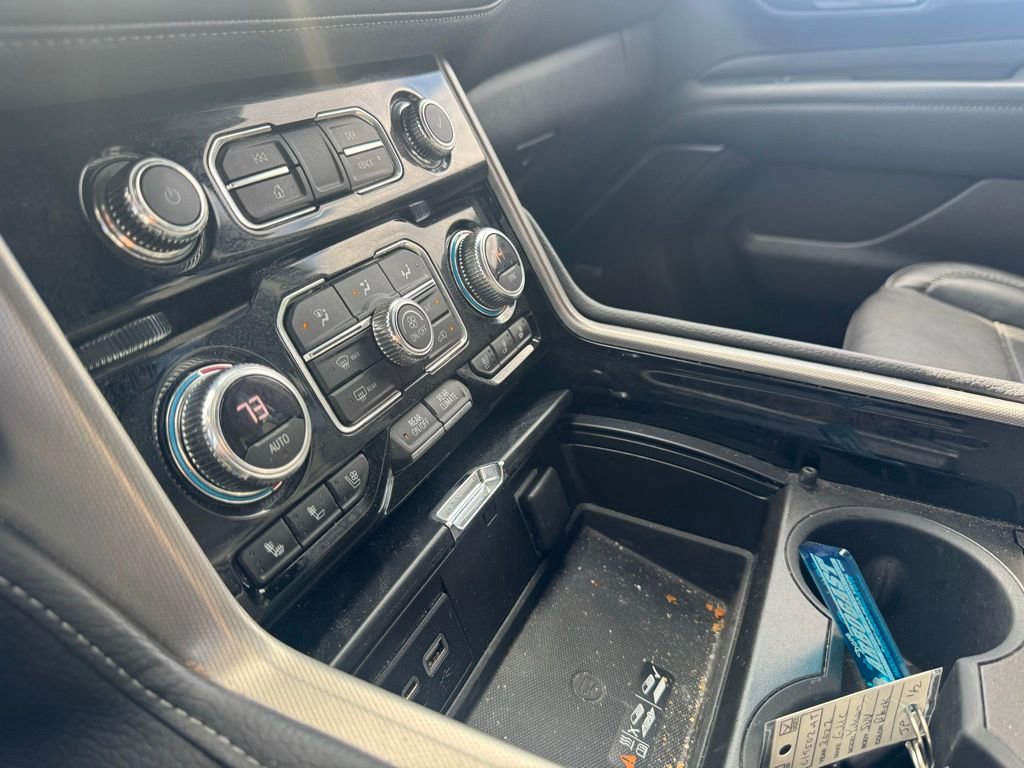 Used 2022 GMC Yukon Denali image 14