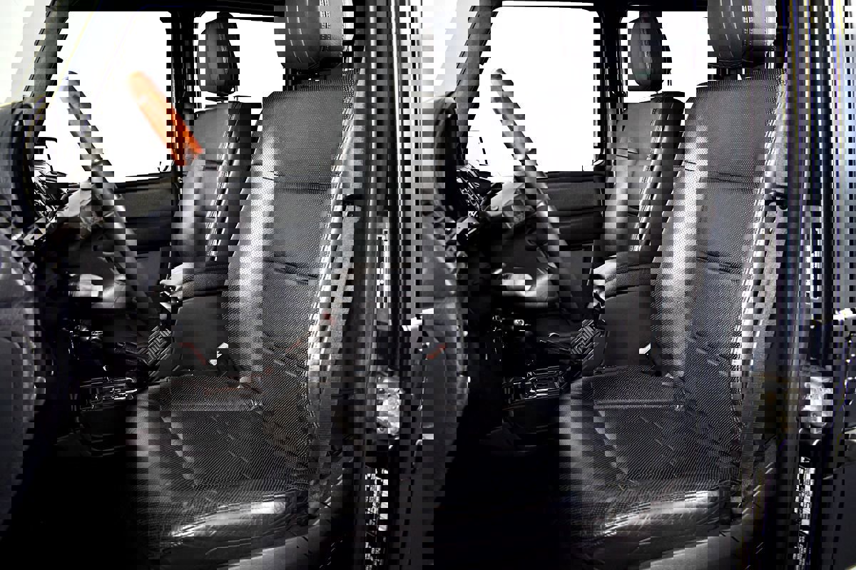 Used 2012 Mercedes-Benz G 550 SUV image 18