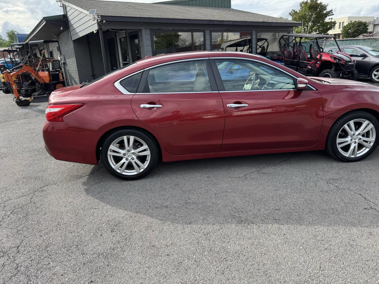 Used 2016 Nissan Altima 3.5 SL image 15
