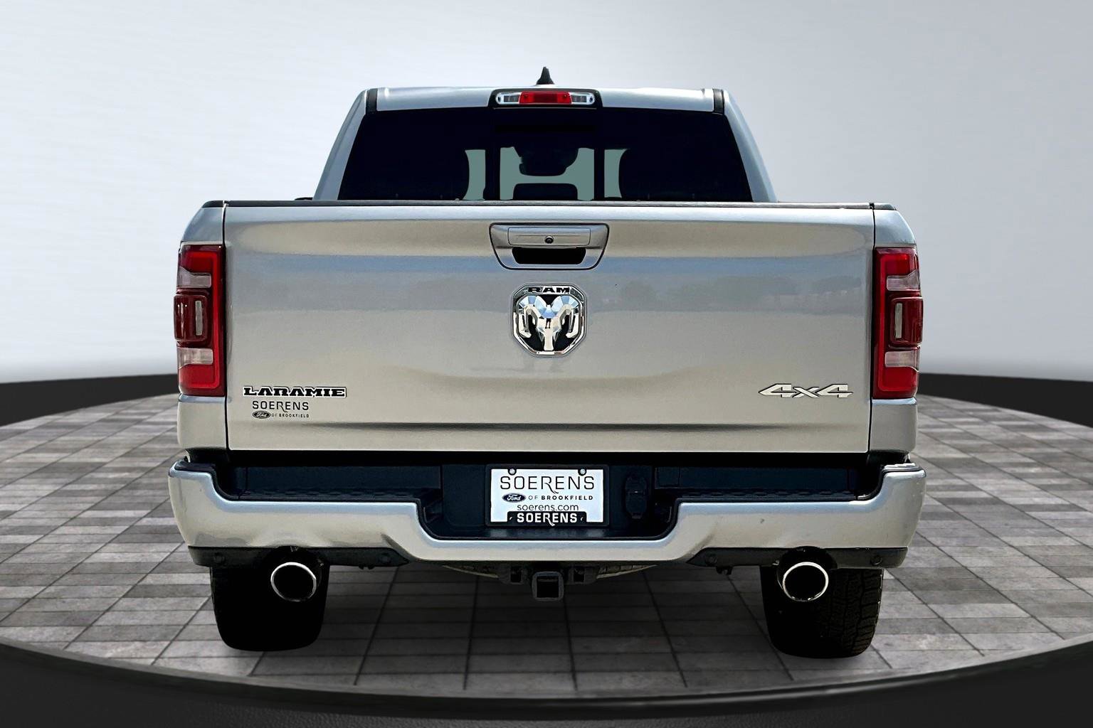 Used 2022 RAM 1500 Laramie w/ Sport Appearance Package image 6