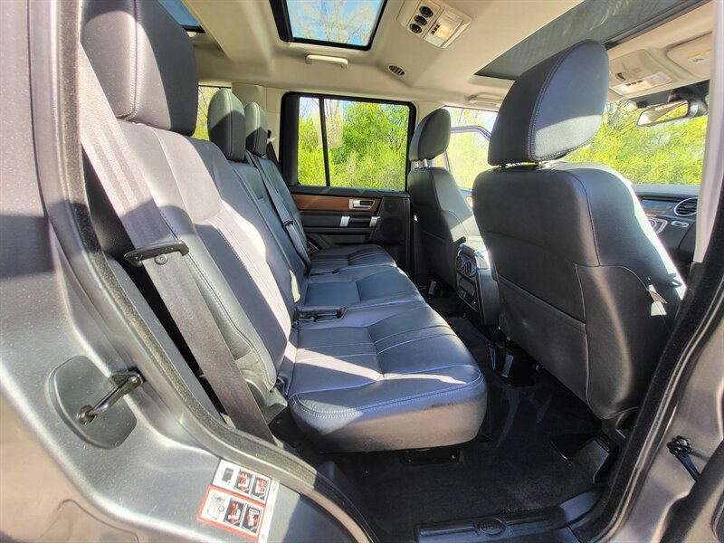Used 2016 Land Rover LR4 HSE AWD/4WD image 21