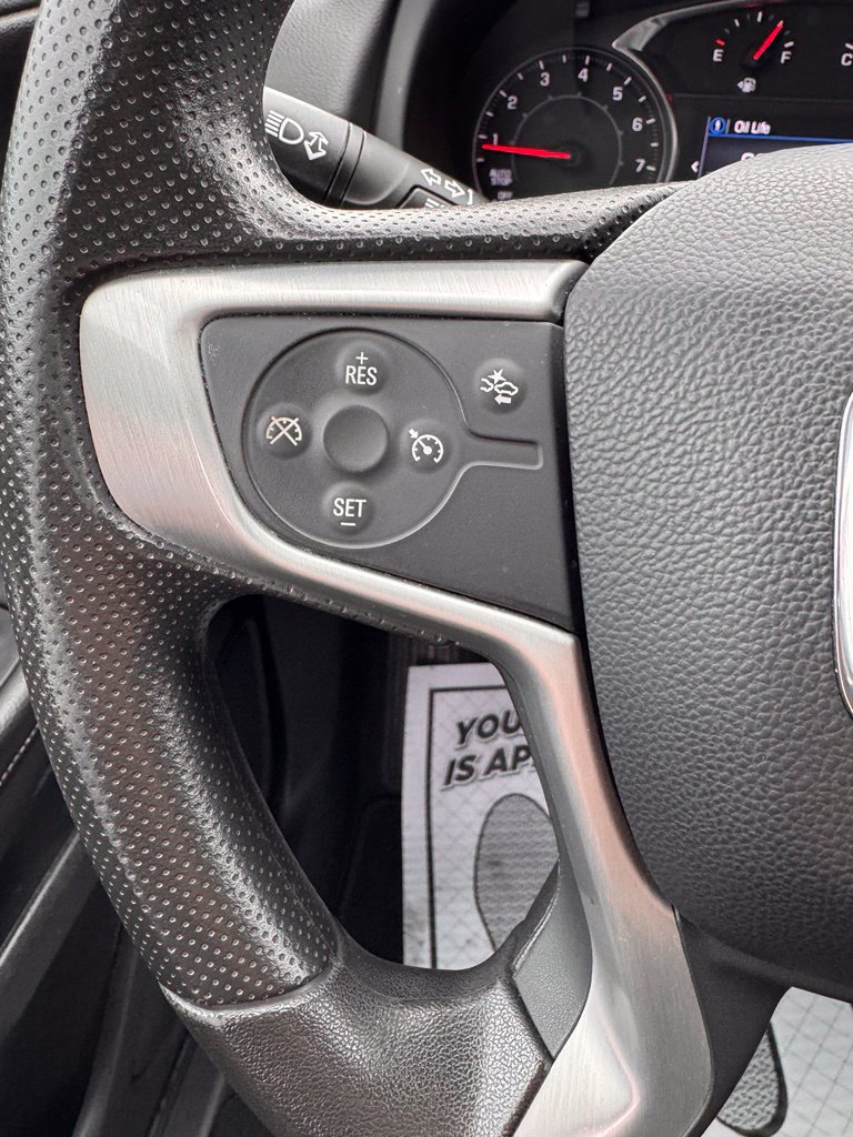 Used 2024 GMC Terrain SLE w/ Driver Convenience Package FWD image 25