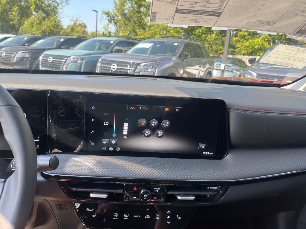 New 2027 Nissan Kicks SR w/ SR Premium Package FWD image 19