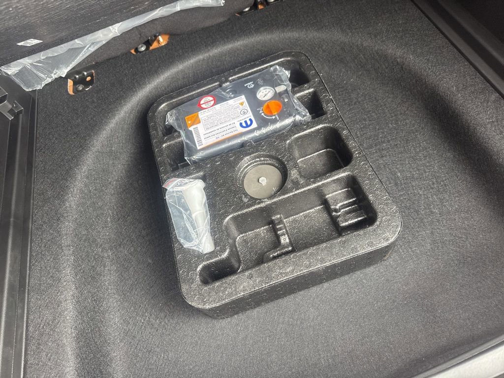 New 2026 Jeep Compass Latitude image 39