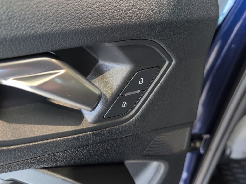 Used 2024 Audi Q3 2.0T Premium Plus w/ Premium Plus Package image 31