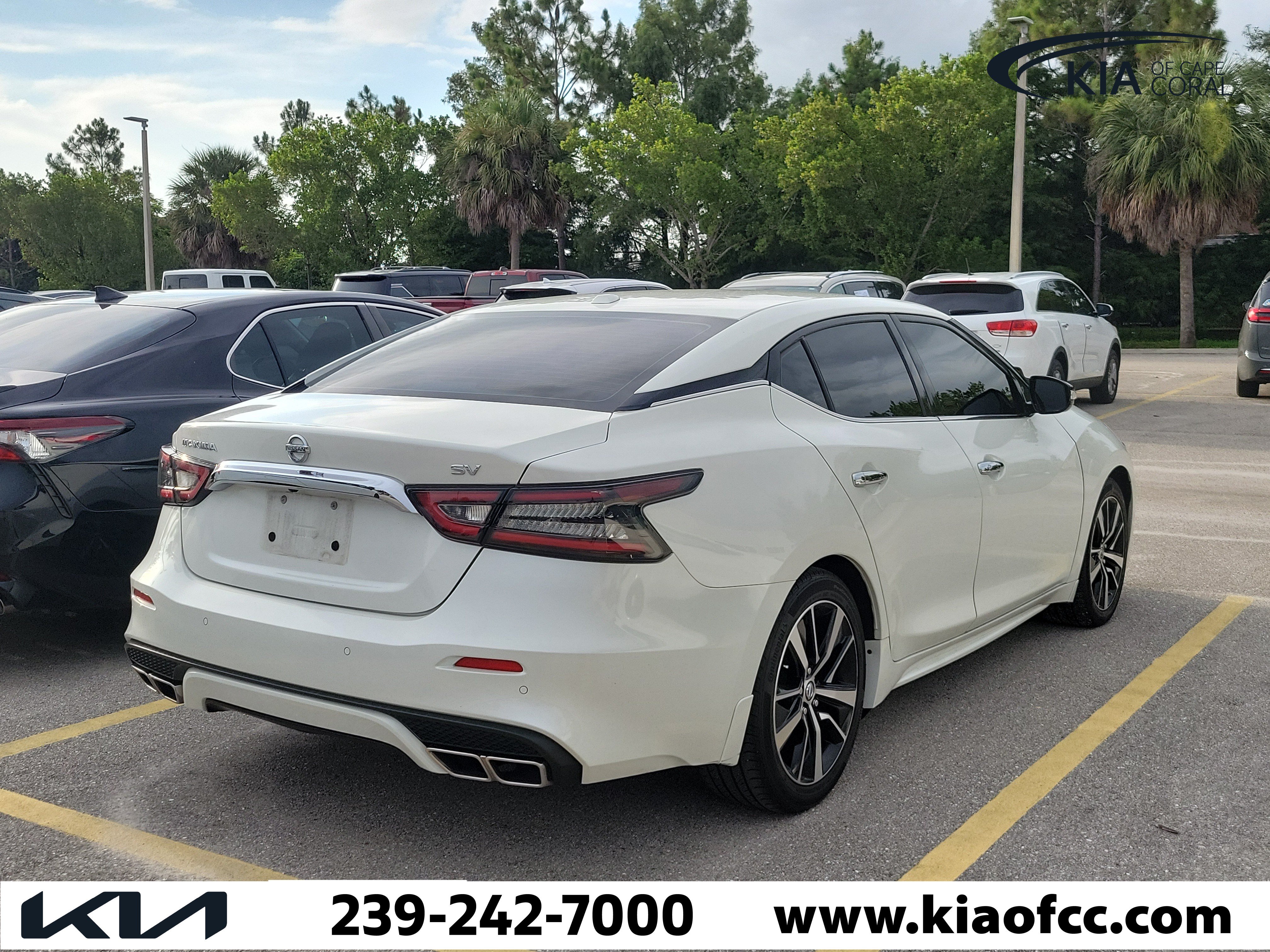 Used 2022 Nissan Maxima SV w/ Floor Mat Group FWD image 7