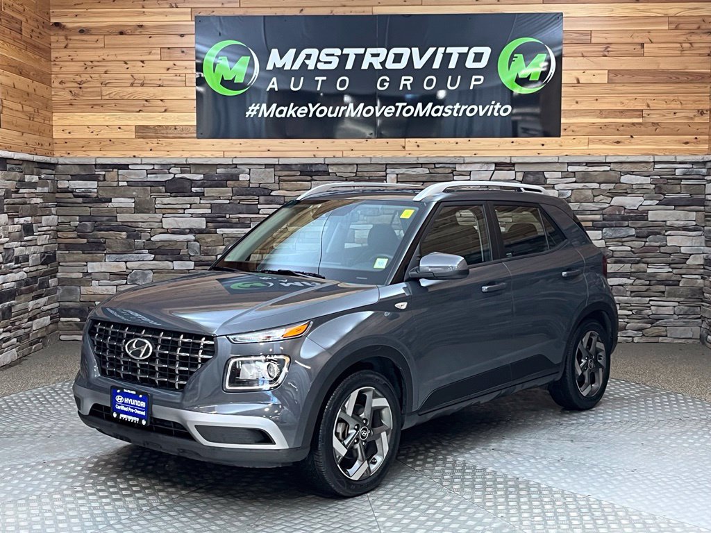 Certified 2023 Hyundai Venue SEL FWD image 5