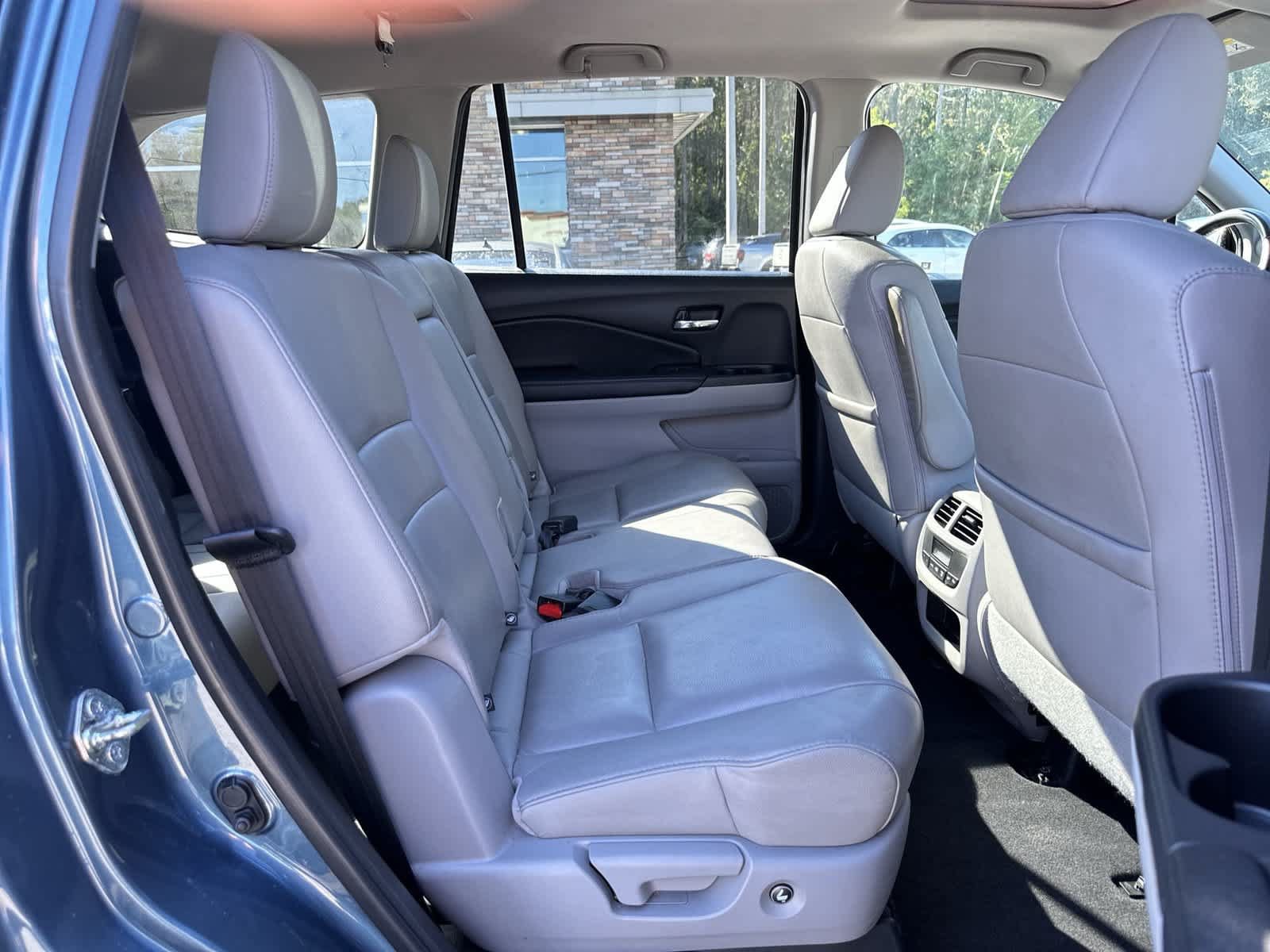 Used 2017 Honda Pilot EX-L image 16