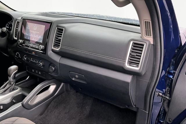 Used 2022 Nissan Frontier SV w/ Technology Package image 18