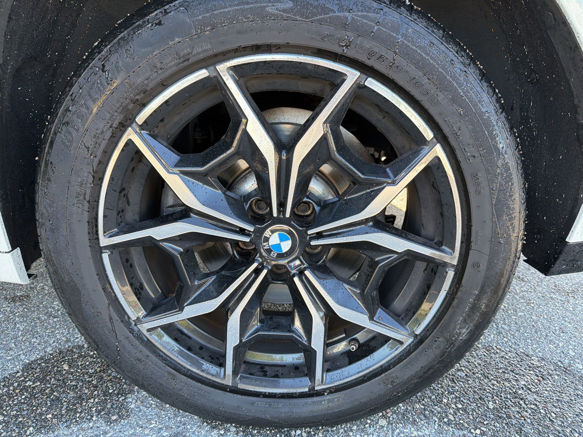 Used 2022 BMW X4 xDrive30i w/ M Sport Package 2 AWD/4WD image 6