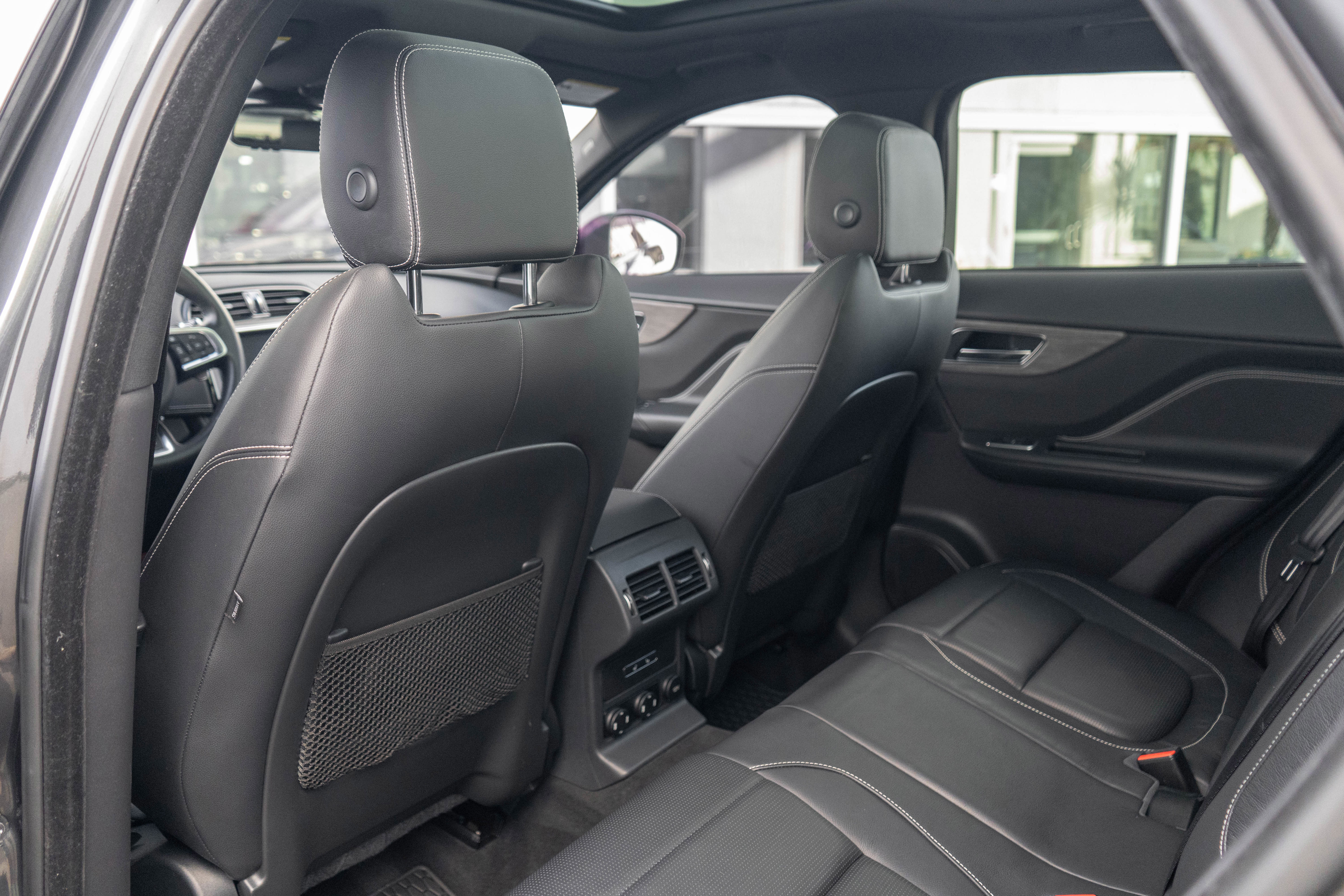 Used 2017 Jaguar F-PACE S image 26