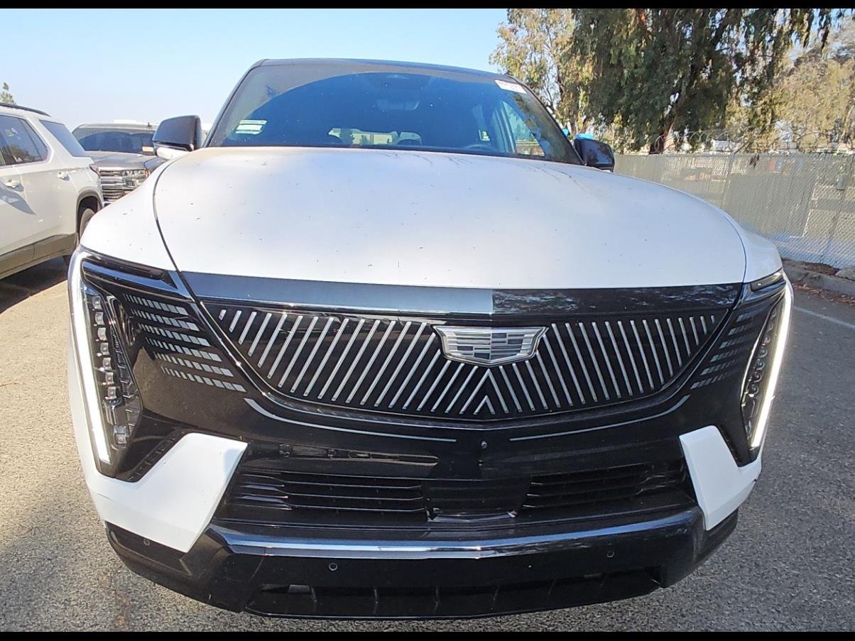 Used 2025 Cadillac Escalade IQ Sport 1 AWD/4WD image 16