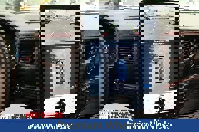 Used 2022 Ford Expedition Limited image 26