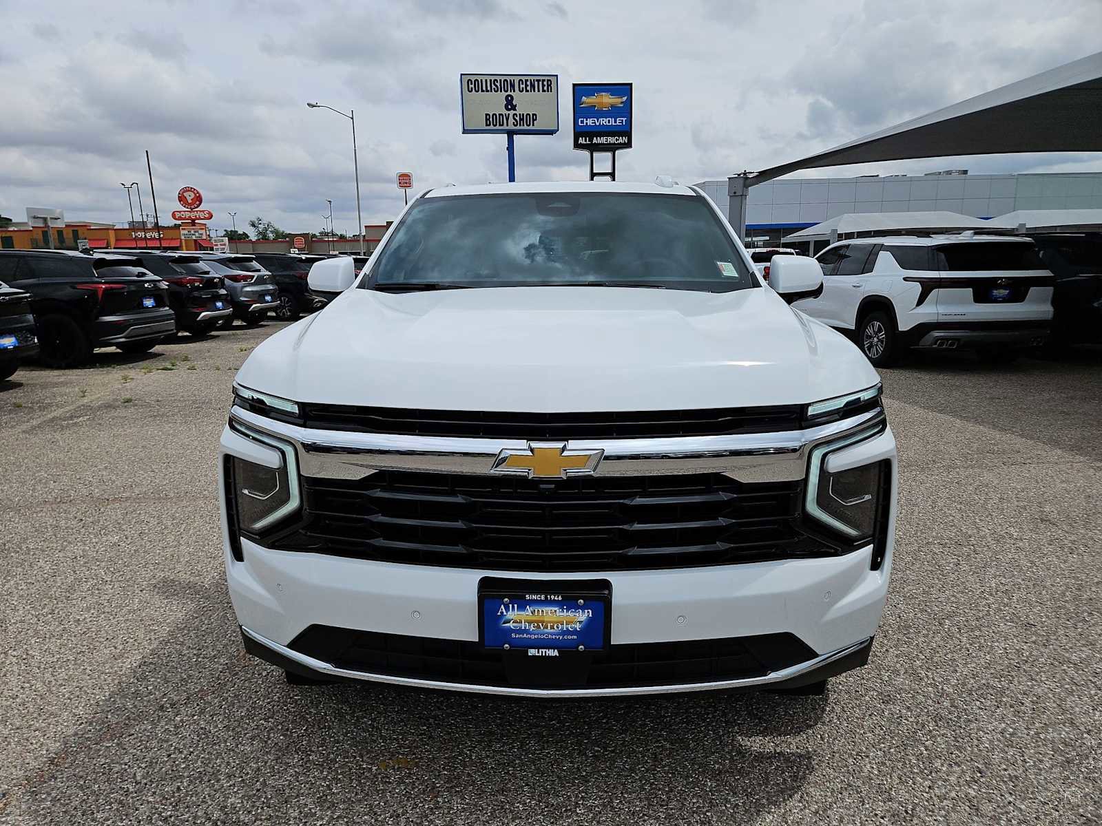 New 2026 Chevrolet Suburban LS RWD image 3