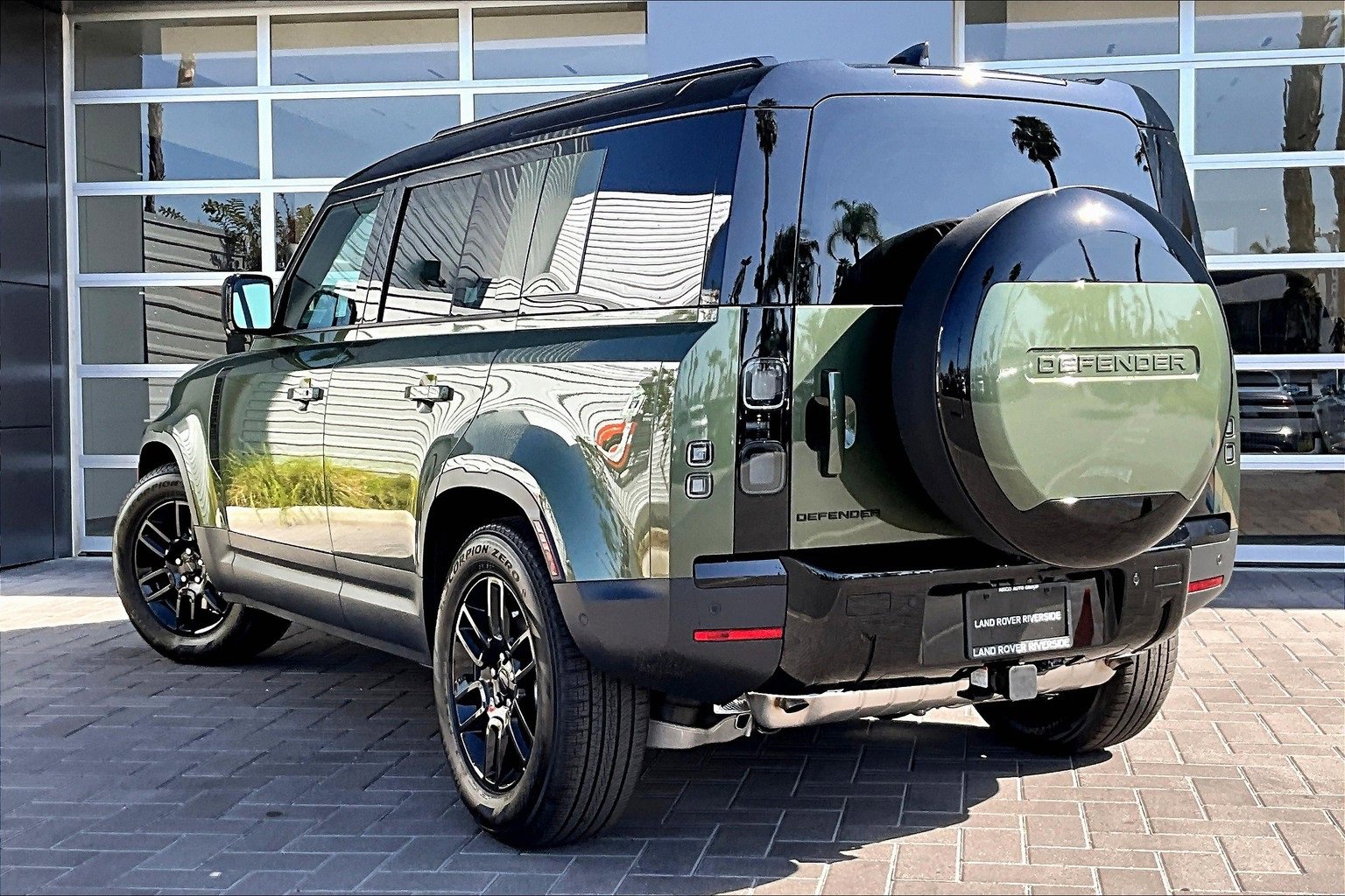 New 2026 Land Rover Defender 110 S image 3