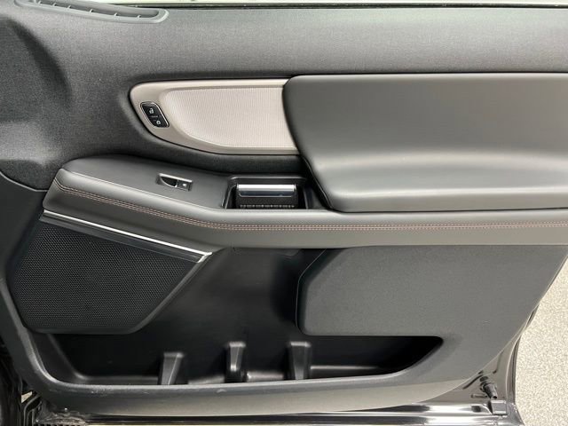 Used 2025 Ford Expedition Max Active AWD/4WD image 57