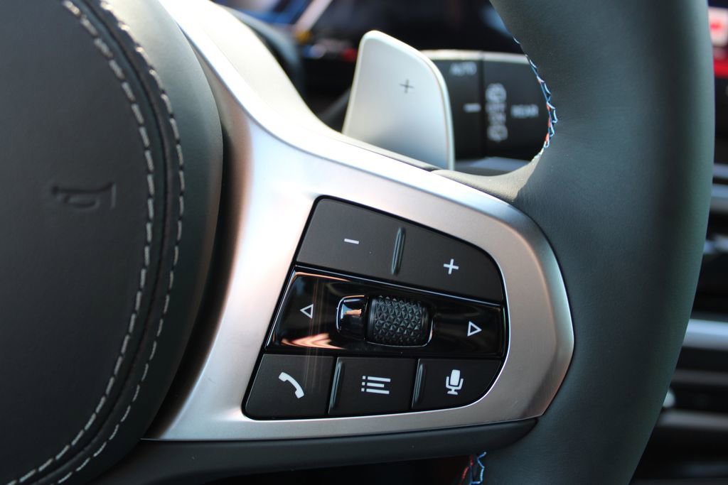 New 2026 BMW X5 M60i w/ Climate Comfort Package image 29