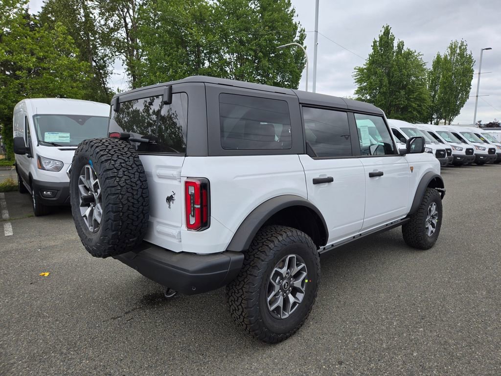 New 2025 Ford Bronco Badlands image 5