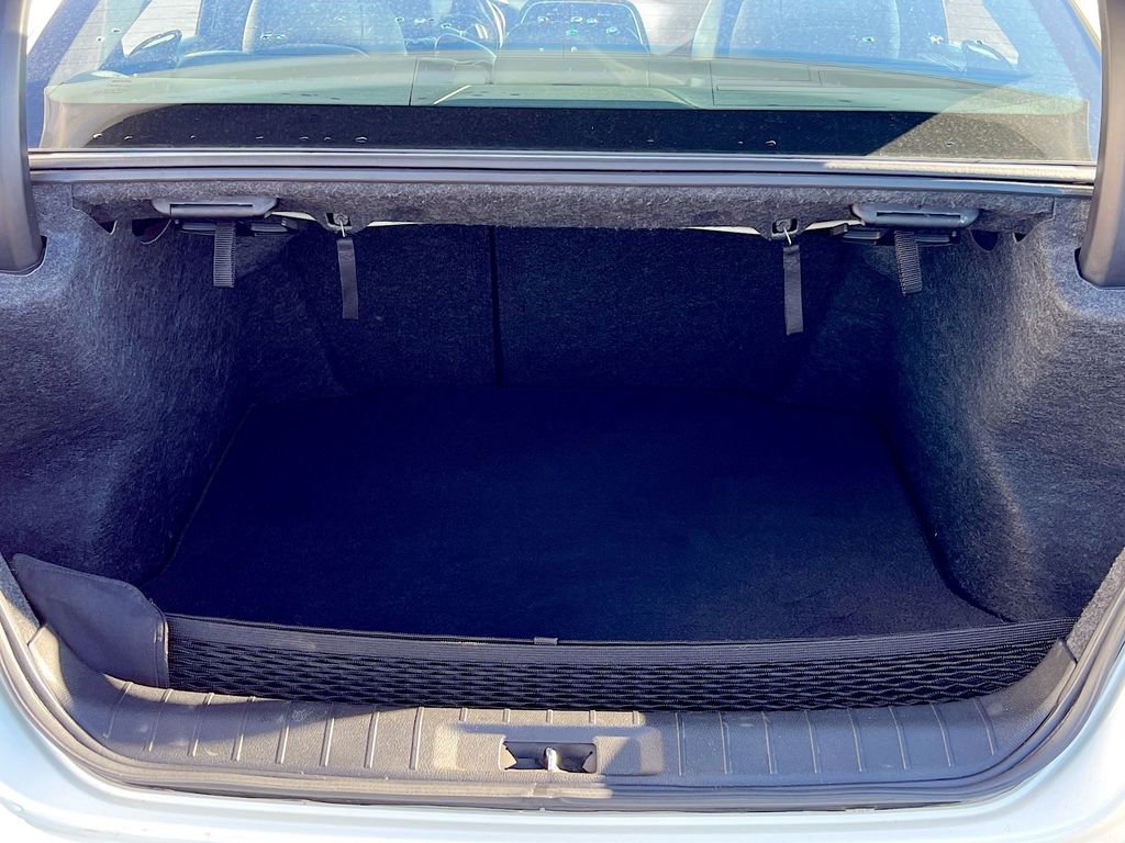 Used 2022 Nissan Maxima SR w/ Sport Mat Group image 26