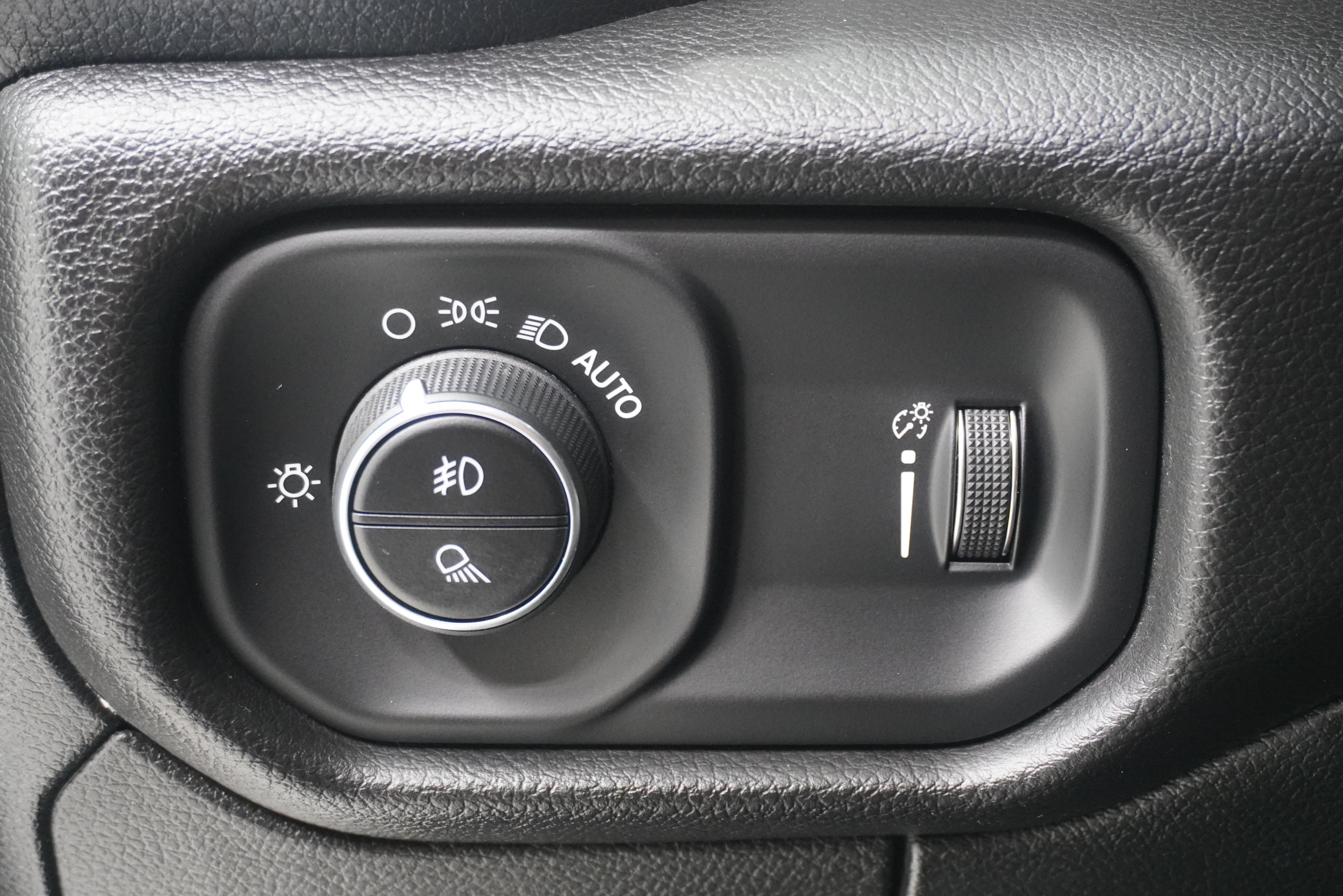 Used 2023 RAM 1500 Big Horn AWD/4WD image 27