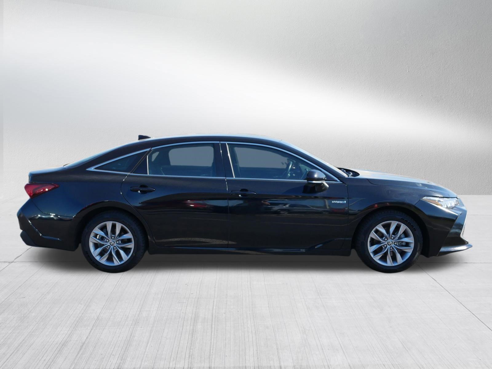 Used 2020 Toyota Avalon XLE FWD image 8
