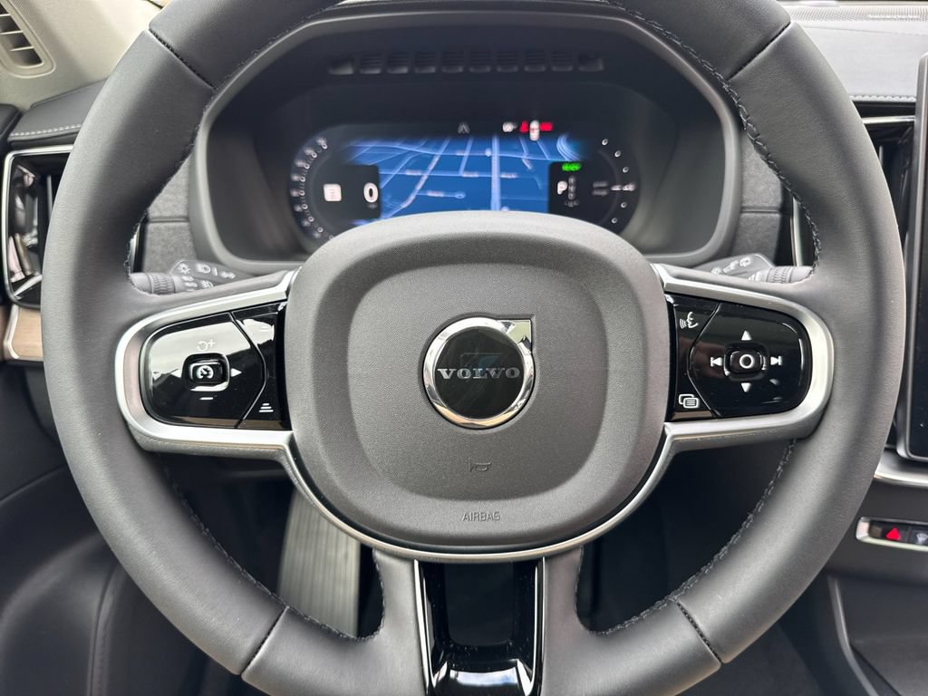 New 2026 Volvo XC90 T8 Plus w/ Protection Package AWD/4WD image 24