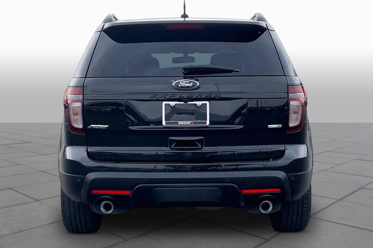 Used 2015 Ford Explorer Sport w/ Equipment Group 401A AWD/4WD image 5