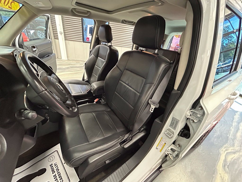 Used 2017 Jeep Patriot High Altitude AWD/4WD image 7