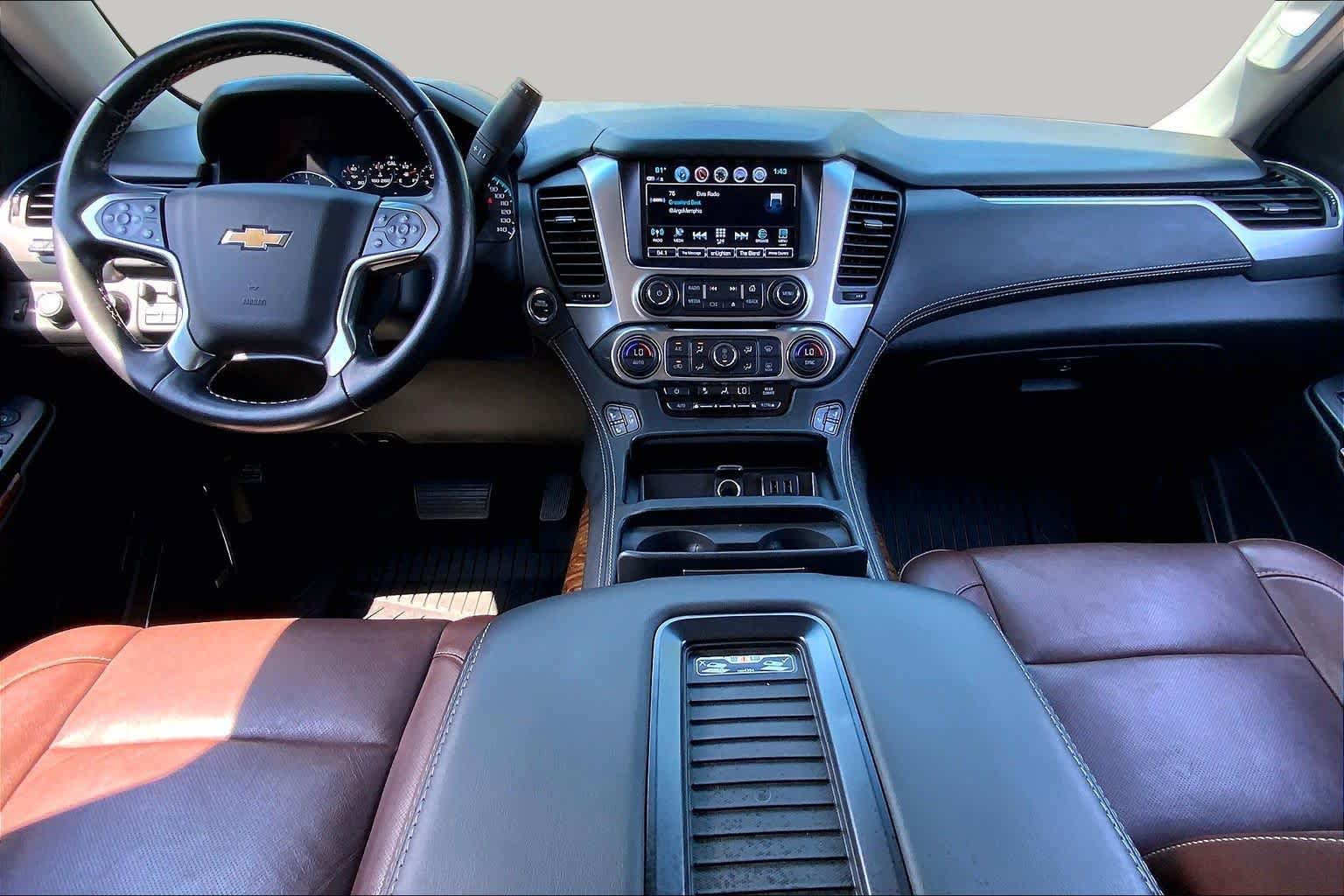 Used 2020 Chevrolet Tahoe Premier w/ Premier Plus Edition AWD/4WD image 16
