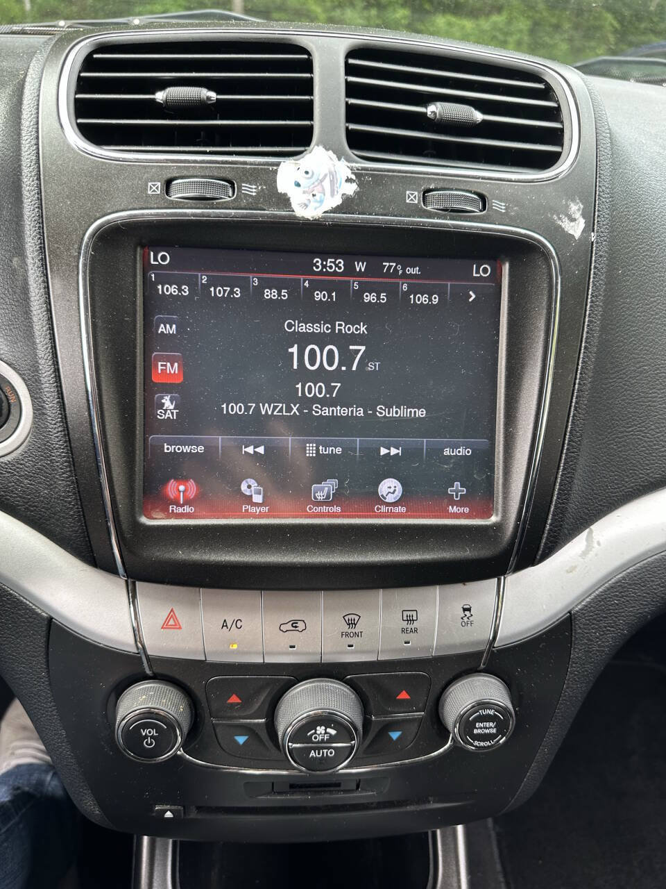 Used 2011 Dodge Journey Mainstreet w/ Safe & Sound Group FWD image 5