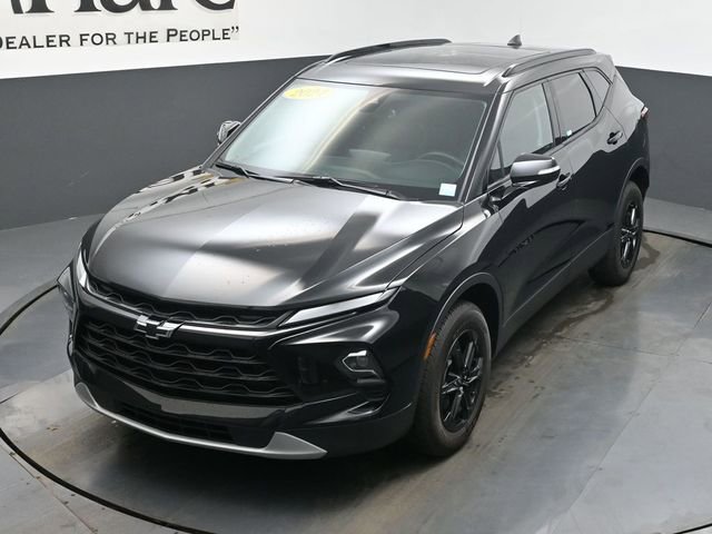 Used 2024 Chevrolet Blazer LT w/ Midnight/Sport Edition image 46