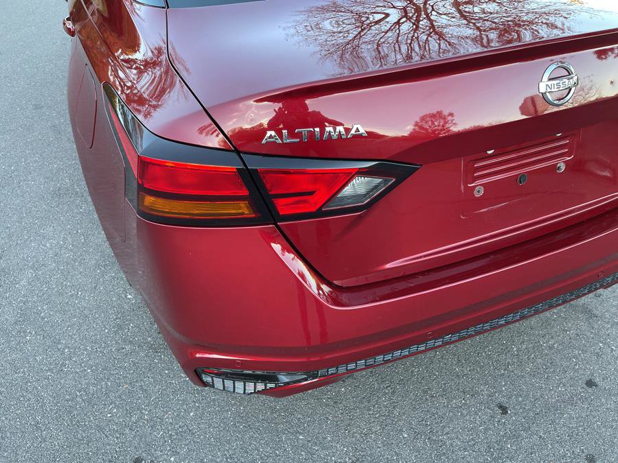 Used 2022 Nissan Altima 2.5 SR image 29