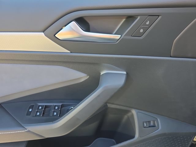New 2027 Volkswagen Jetta SE FWD image 10