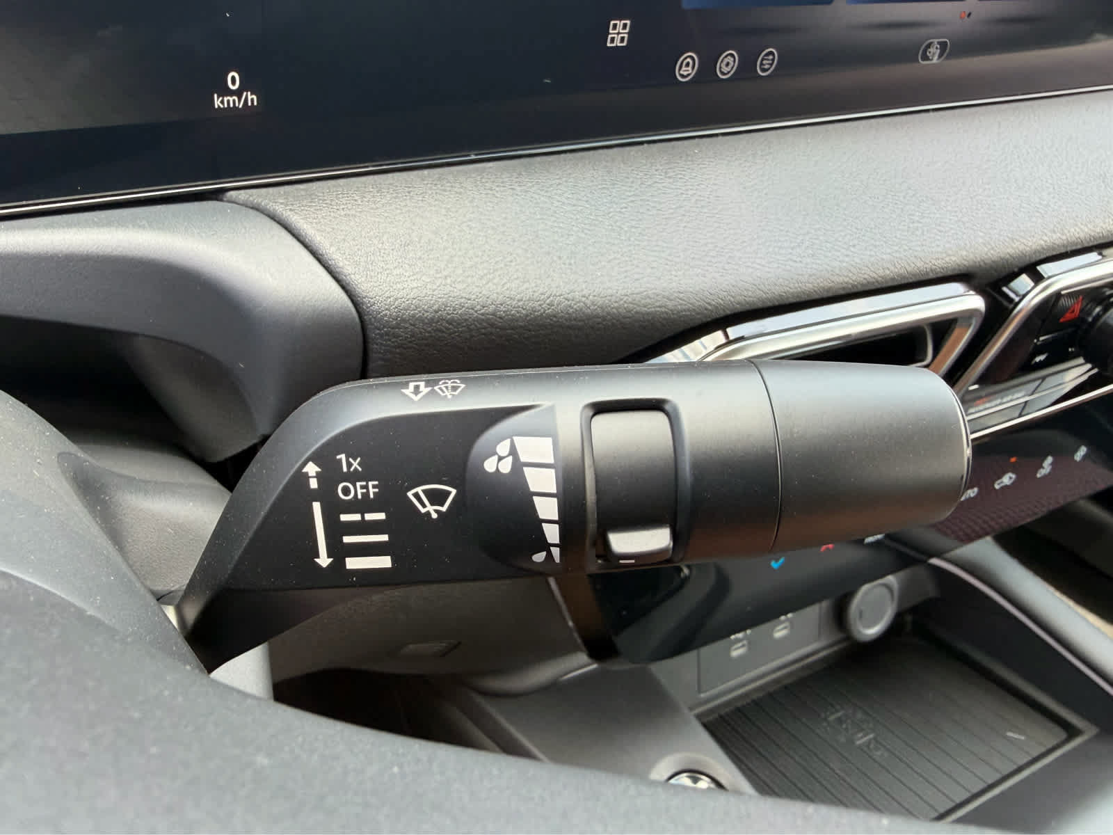 New 2026 Nissan Sentra SR FWD image 22