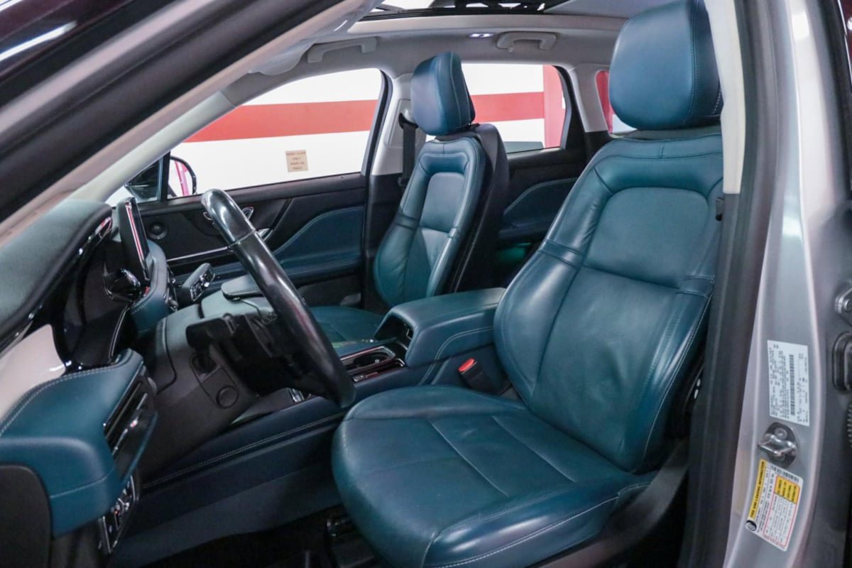 Used 2020 Lincoln Corsair Reserve w/ Equipment Group 201A image 12