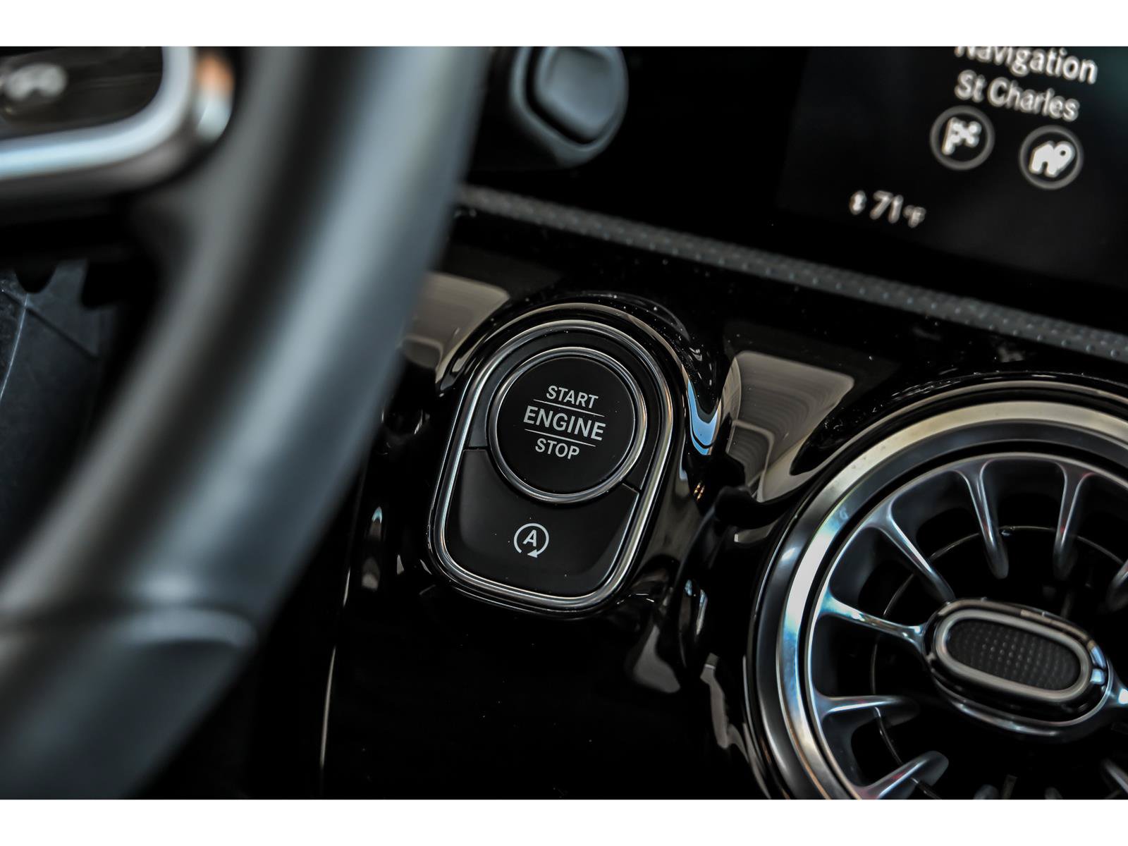 Certified 2023 Mercedes-Benz CLA 250 4MATIC image 18