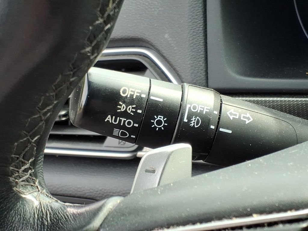 Used 2018 Honda Accord EX-L image 18