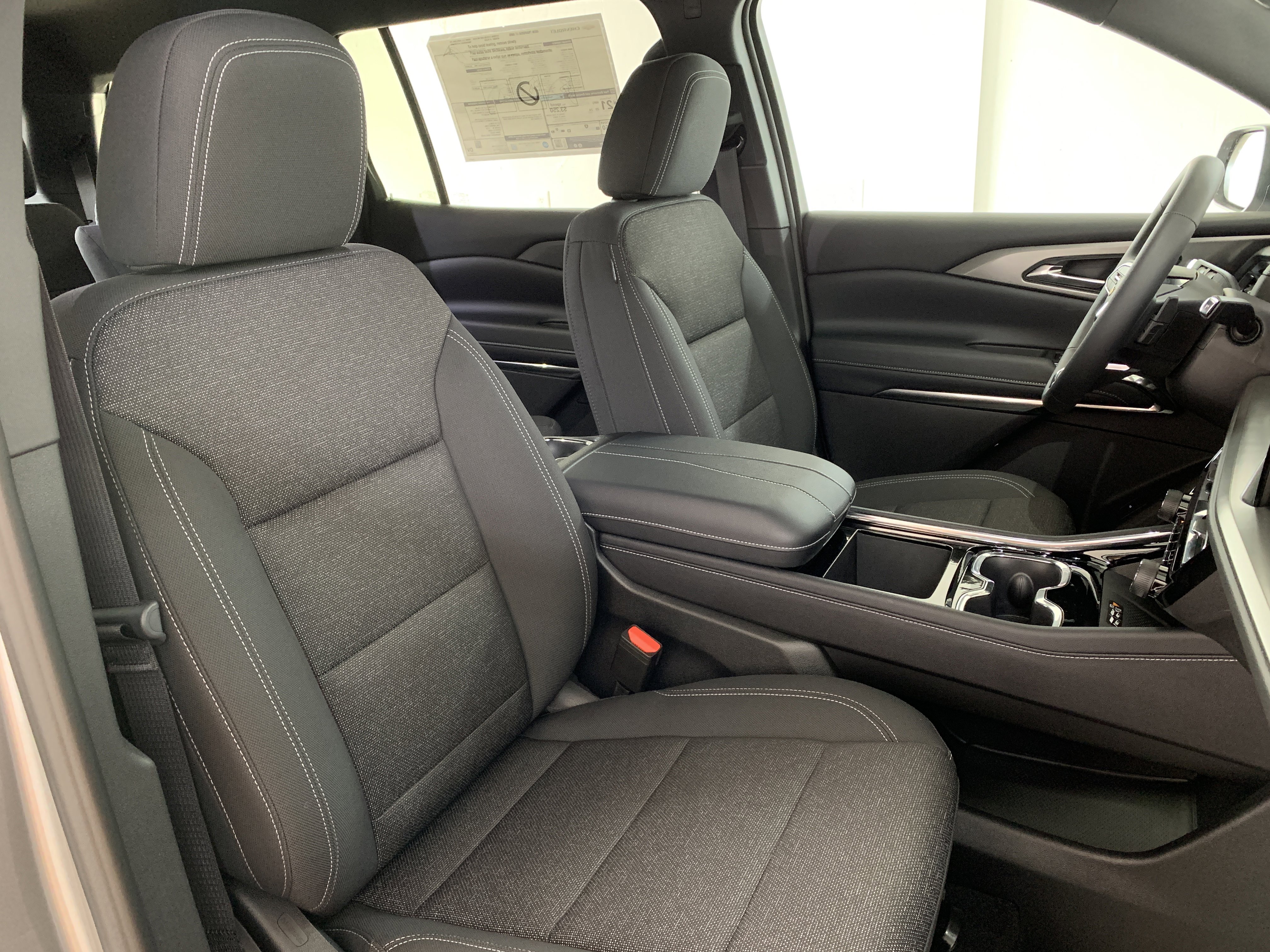 New 2026 Chevrolet Traverse LT image 32