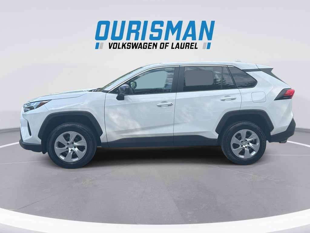 Used 2025 Toyota RAV4 LE FWD image 5