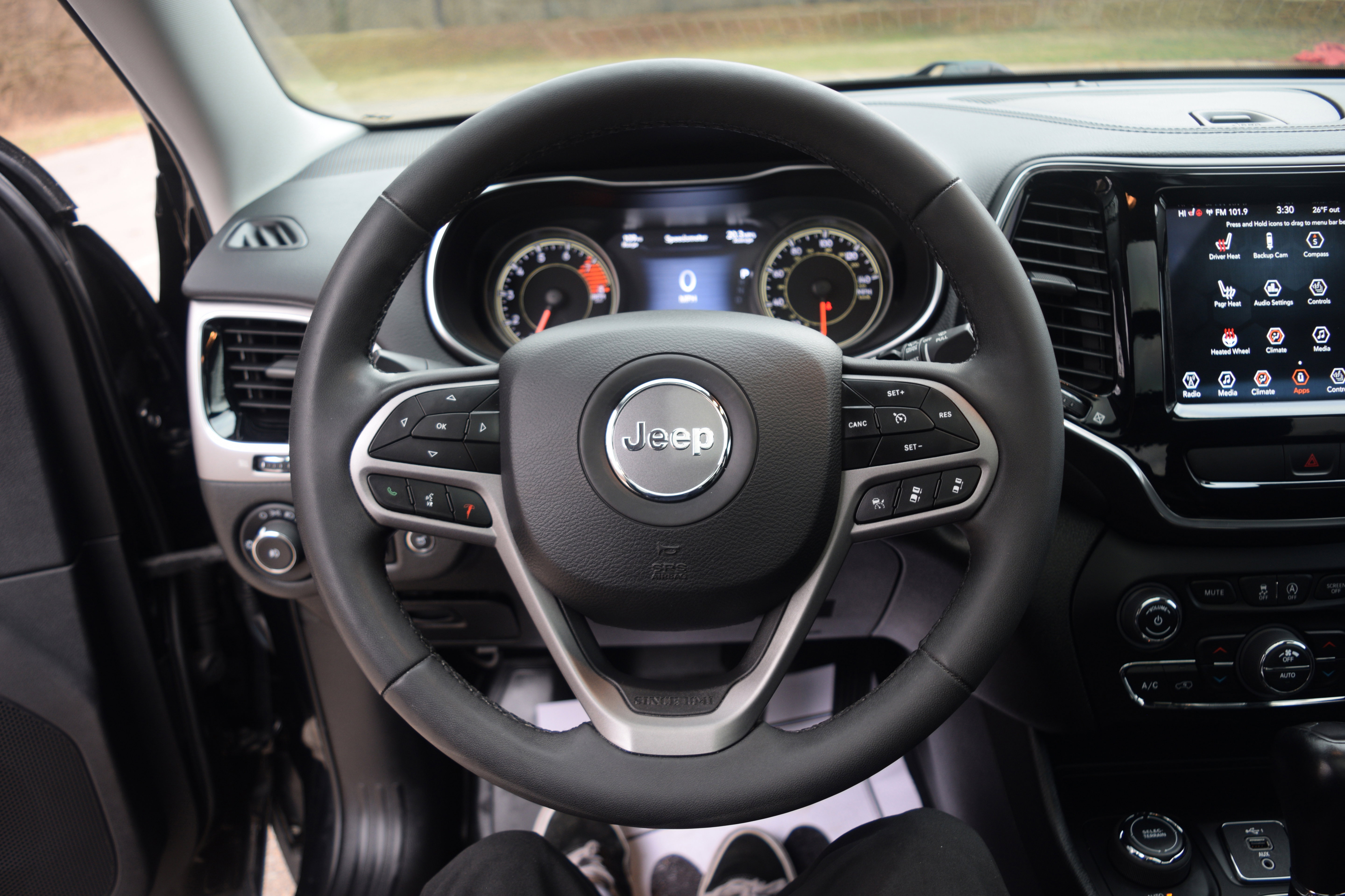 Used 2022 Jeep Cherokee Limited image 4