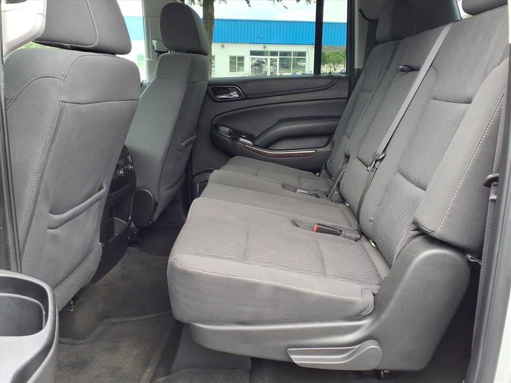Used 2016 Chevrolet Suburban LS RWD image 21