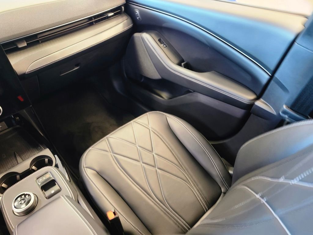 New 2024 Ford Mustang Mach-E Select w/ Comfort Package Lite image 13