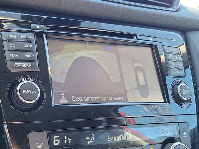 Used 2017 Nissan Rogue SL w/ SL Premium Package image 32