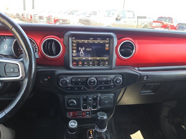 Used 2021 Jeep Gladiator Rubicon AWD/4WD image 16