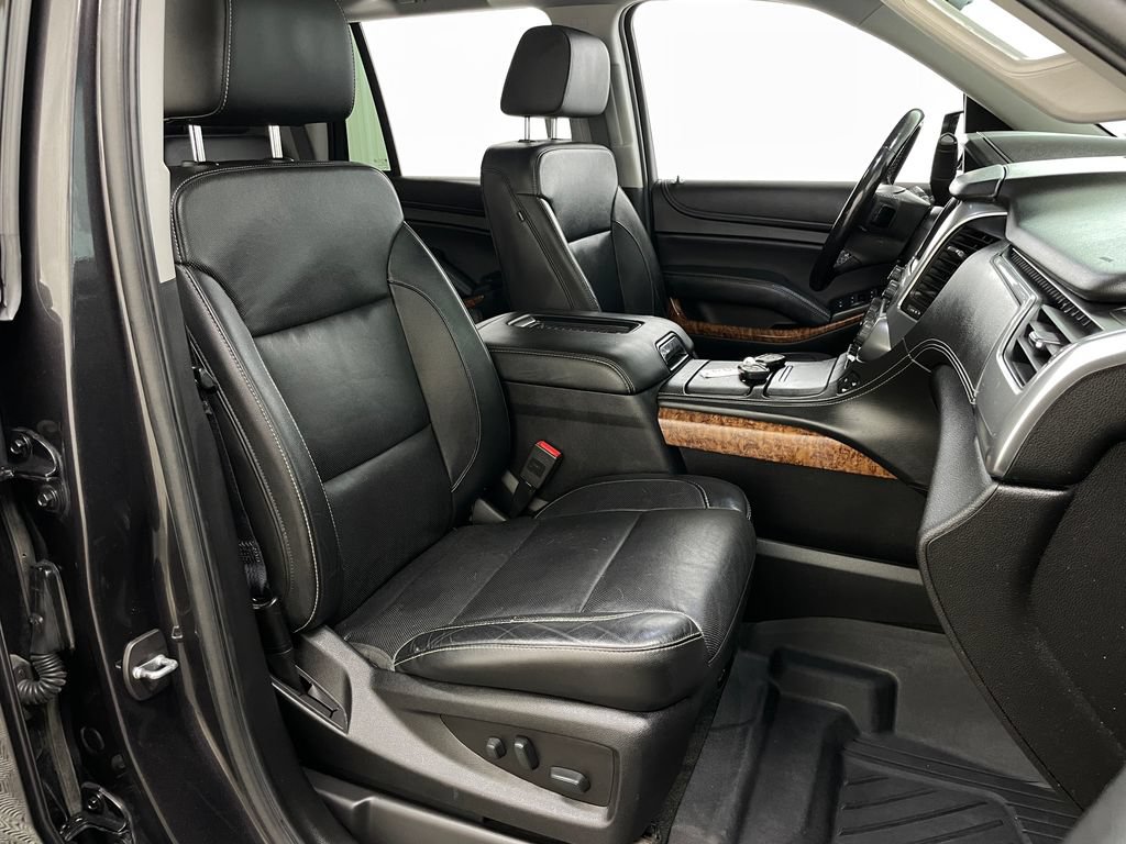 Used 2018 Chevrolet Tahoe Premier AWD/4WD image 44