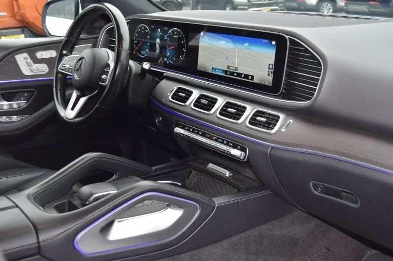 Used 2021 Mercedes-Benz GLE 350 4MATIC w/ Premium Package image 23