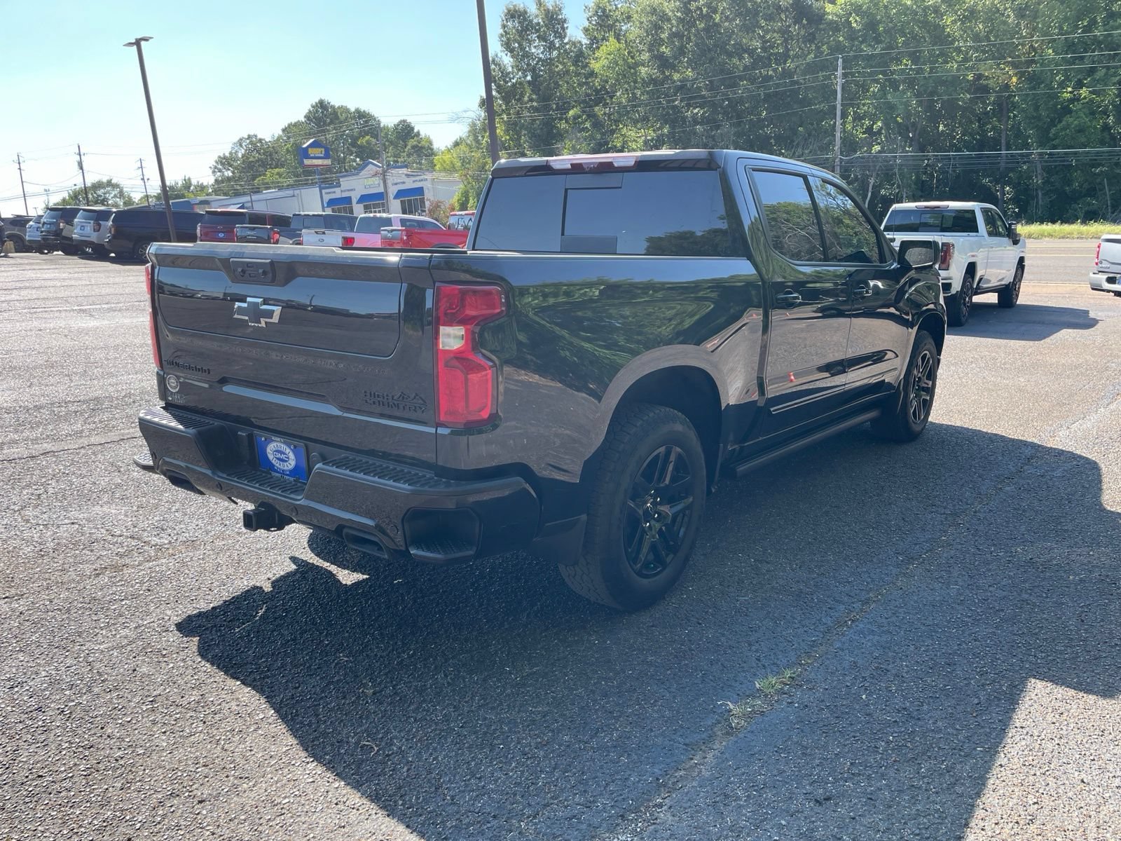 Used 2026 Chevrolet Silverado 1500 High Country w/ Midnight Edition AWD/4WD image 6
