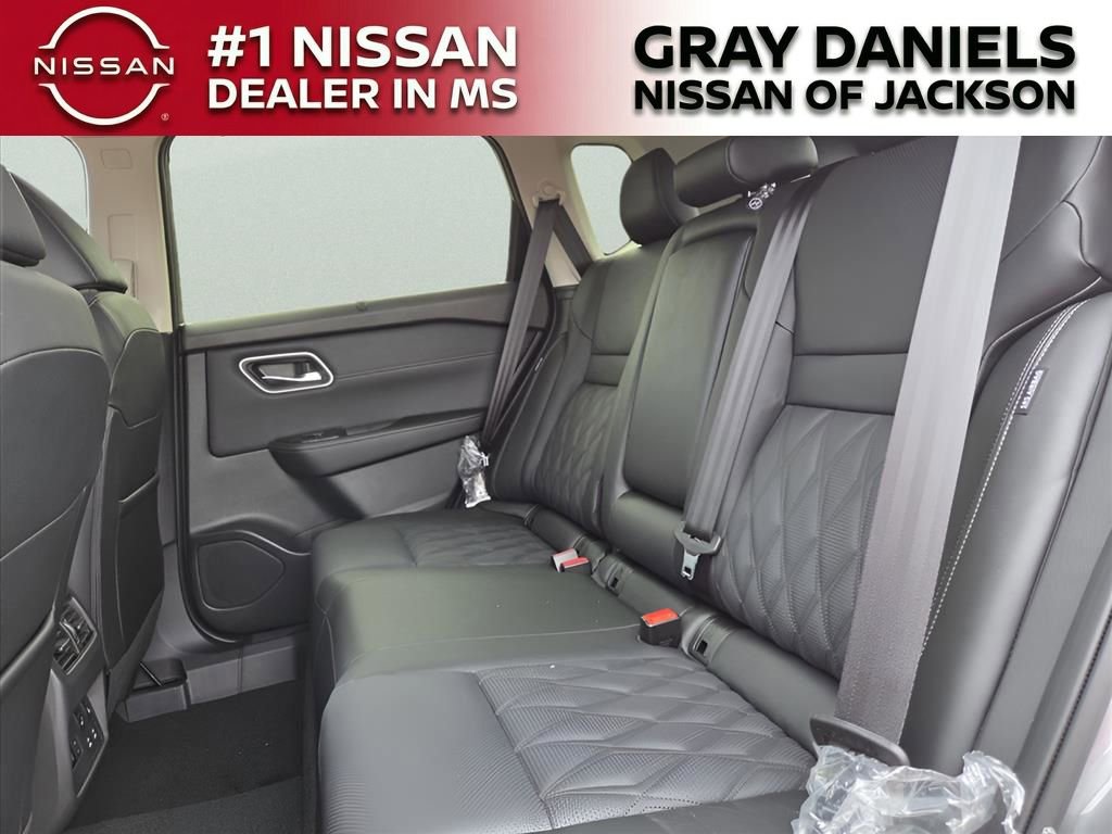 New 2026 Nissan Rogue Platinum w/ Platinum Premium Package image 16