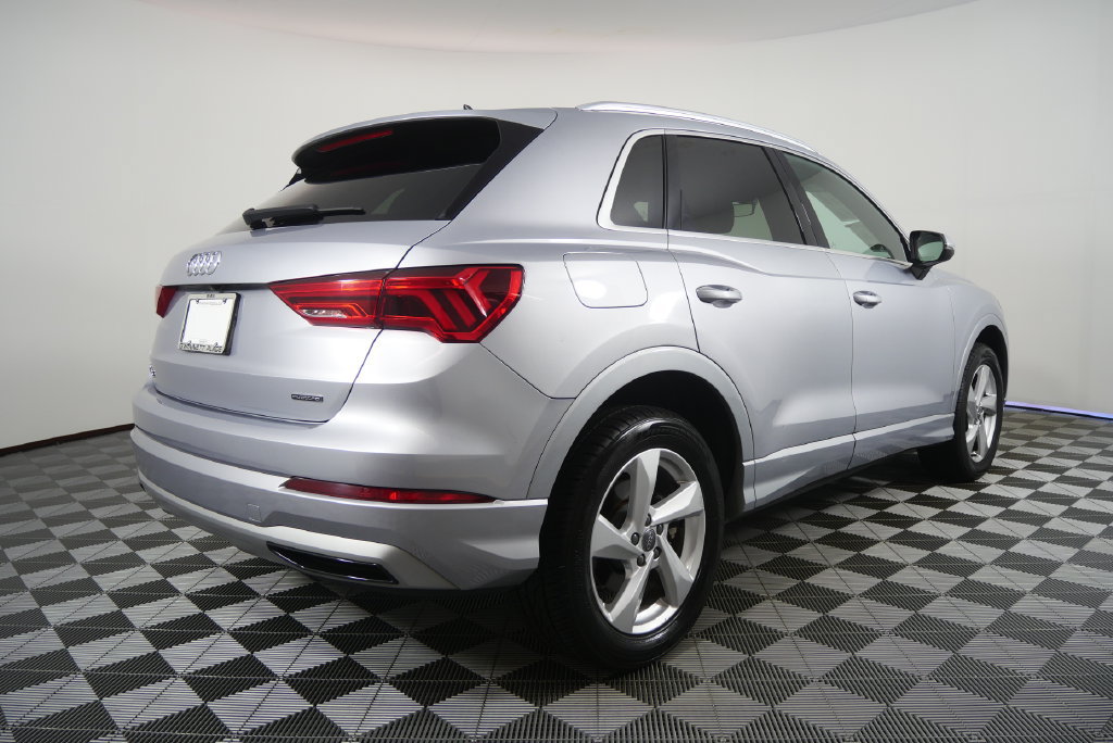 Used 2020 Audi Q3 2.0T Premium AWD/4WD image 5