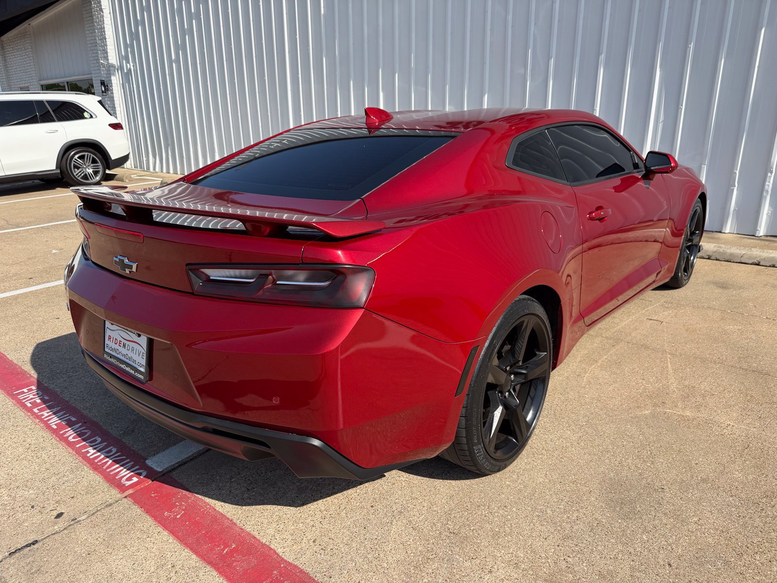 Used 2018 Chevrolet Camaro SS RWD image 7